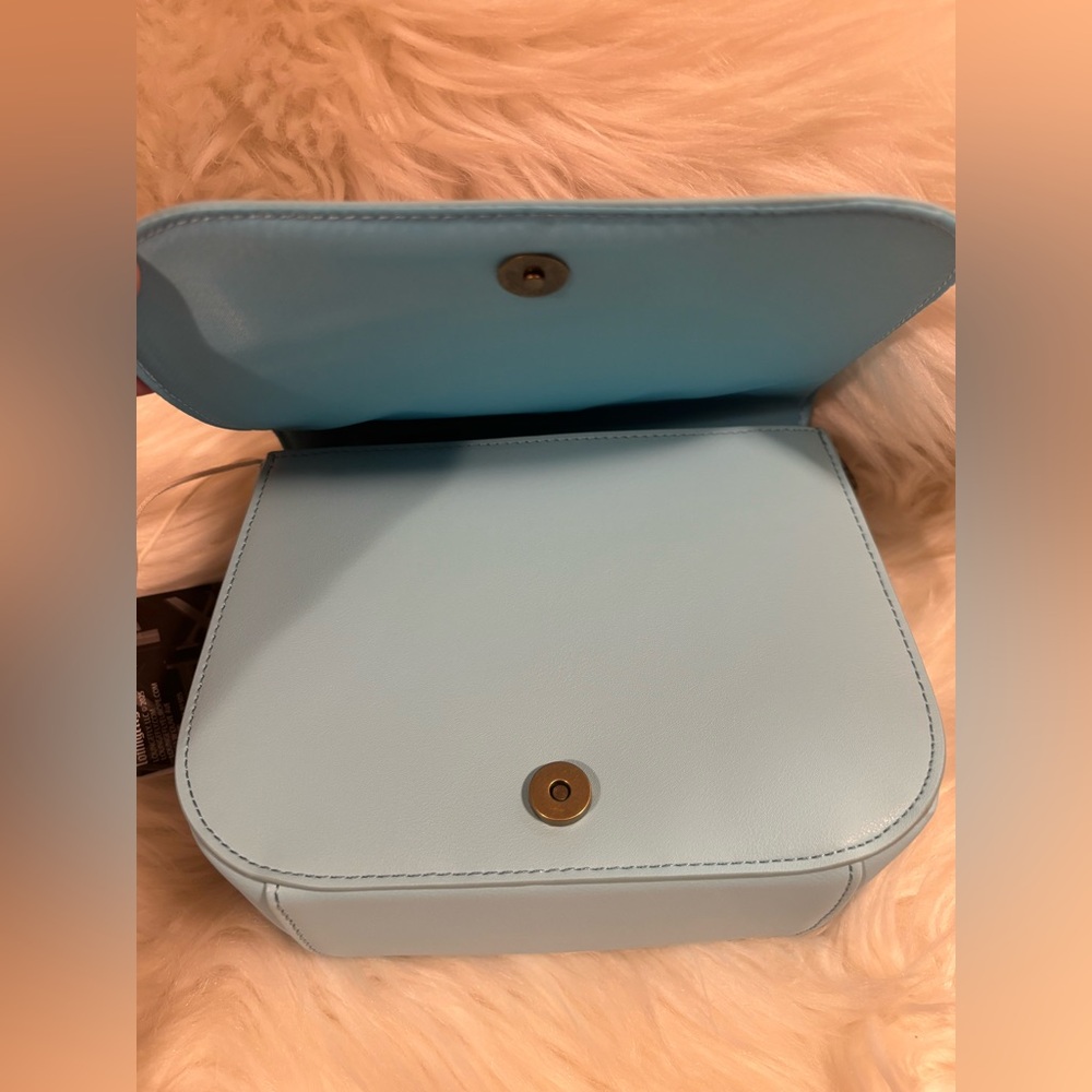 Loungefly Disney Pixar Up Carl & Ellie Picnic Crossbody Bag - Picture 6 of 7